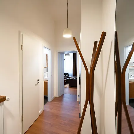 Premium Two-bedroom Next To National Theatre * ブダペスト