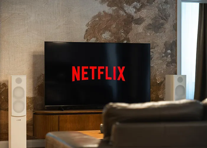 Premium Two-bedroom Next To National Theatre *