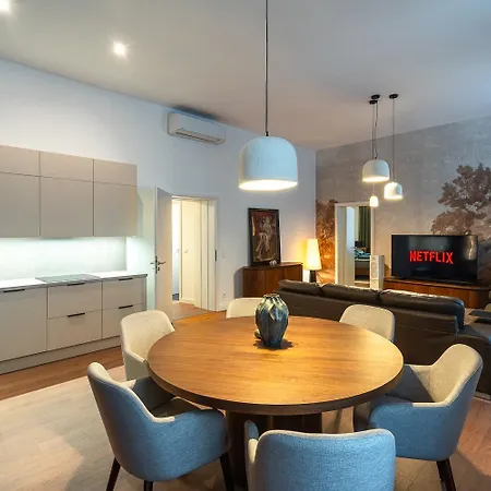 شقة Premium Two-bedroom Next To National Theatre