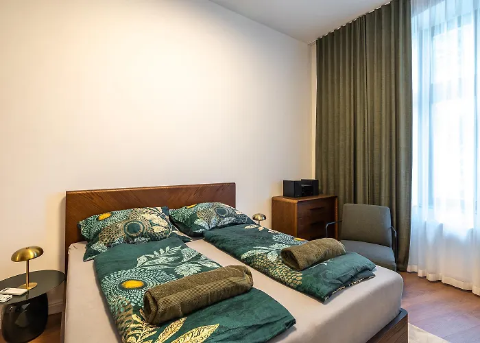 Premium Two-bedroom Next To National Theatre Daire Budapeşte